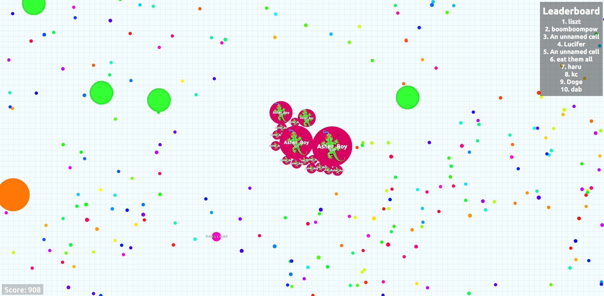 Agar.io cells splitting strategically to consume a larger cell